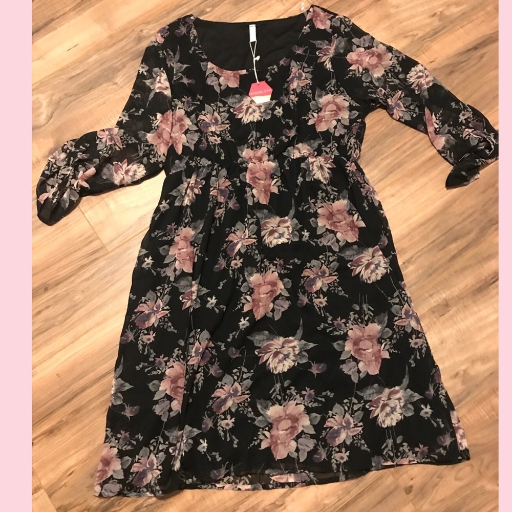 NWT PINKBLUSH Maternity dress